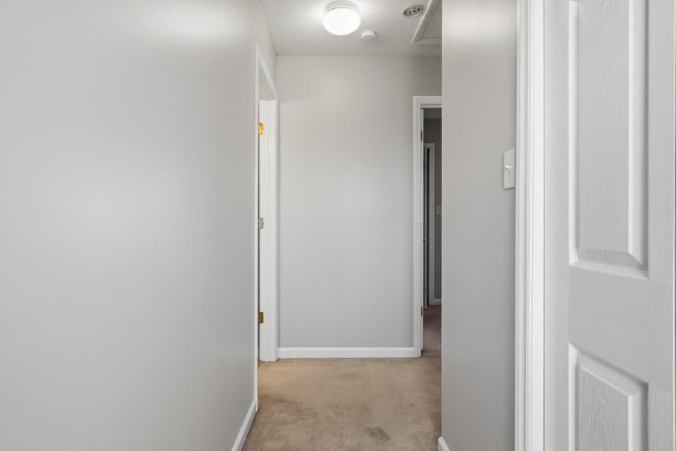 130 Warren Street, photo 18 of 40