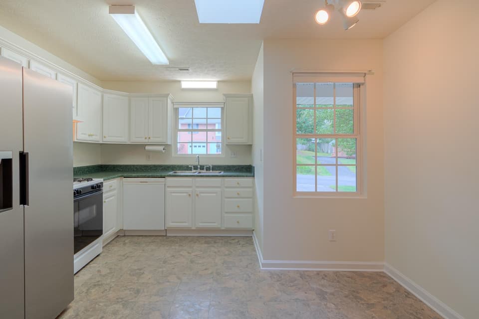 110 Justin Lane, photo 7 of 27