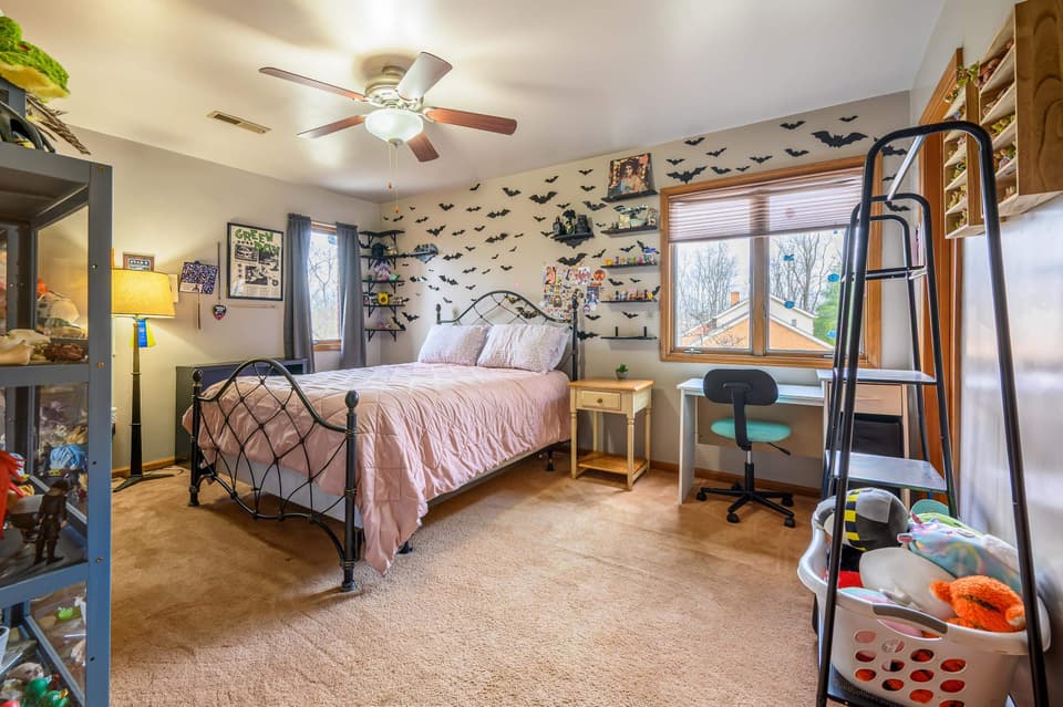 1138 Round Meadow Drive, photo 34 of 40