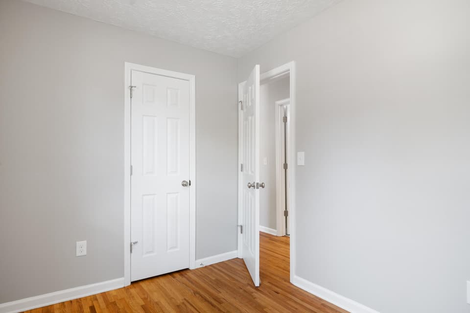 445 Rainbow Street, photo 18 of 31