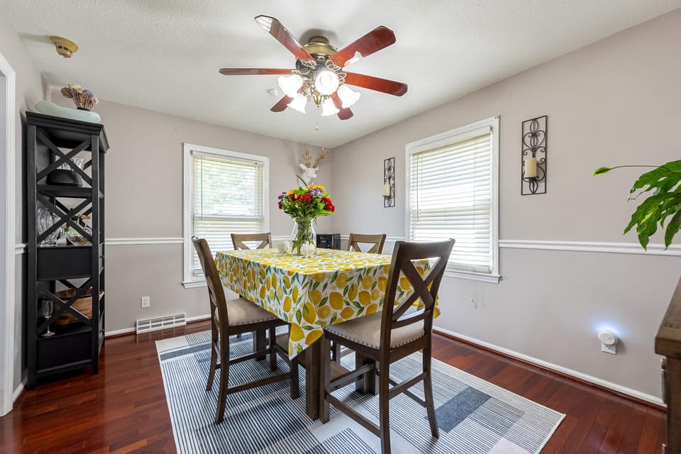 170 Briarwood Drive, photo 8 of 40
