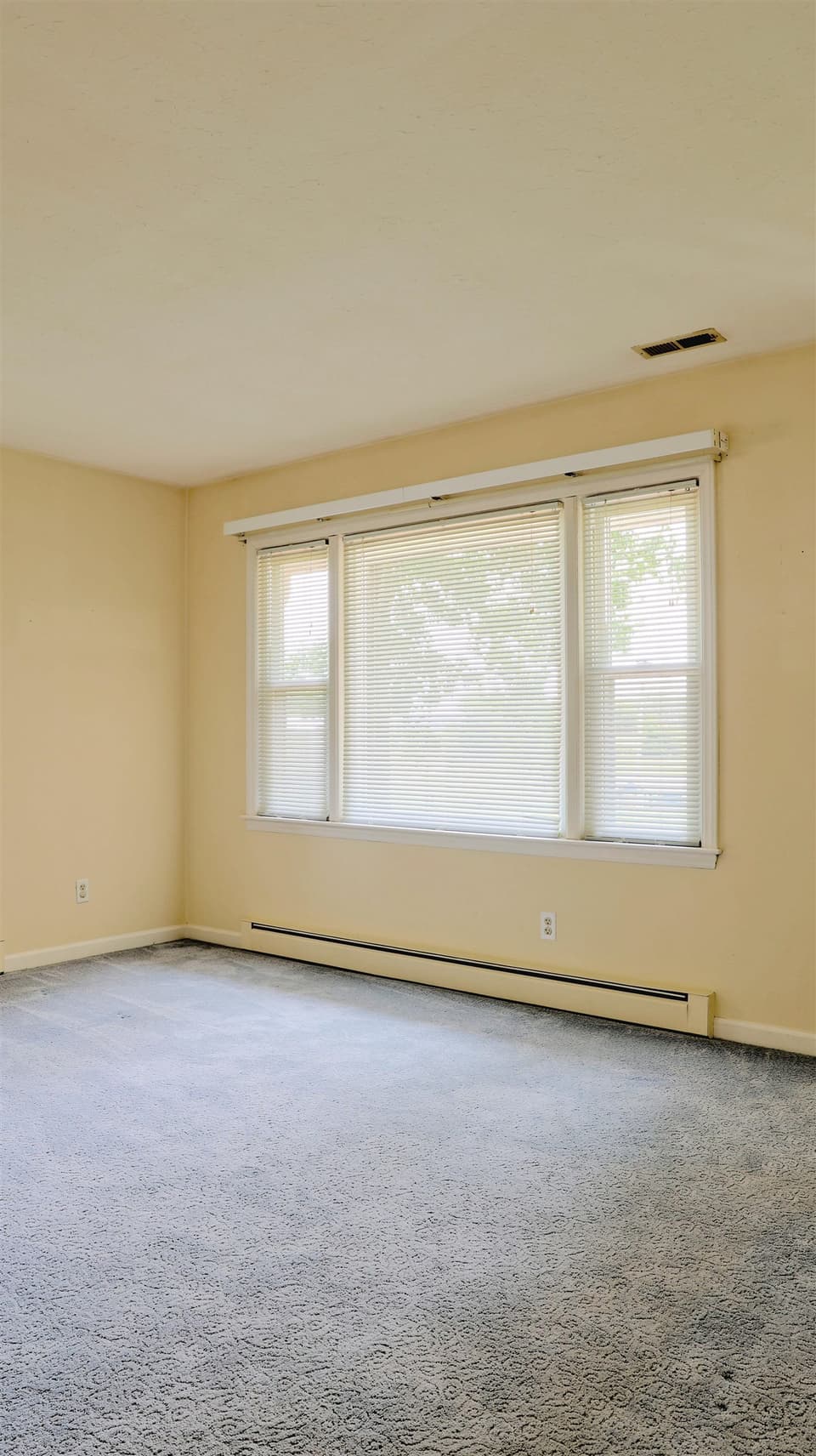 2611 Kings Court, photo 29 of 40