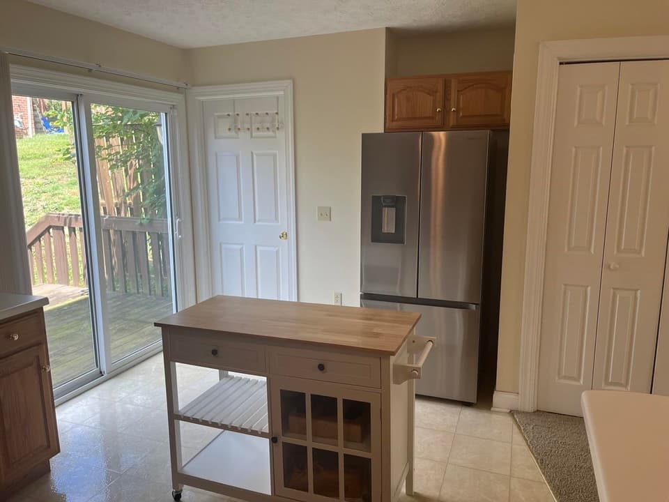 315 Silver Leaf Drive, photo 12 of 35