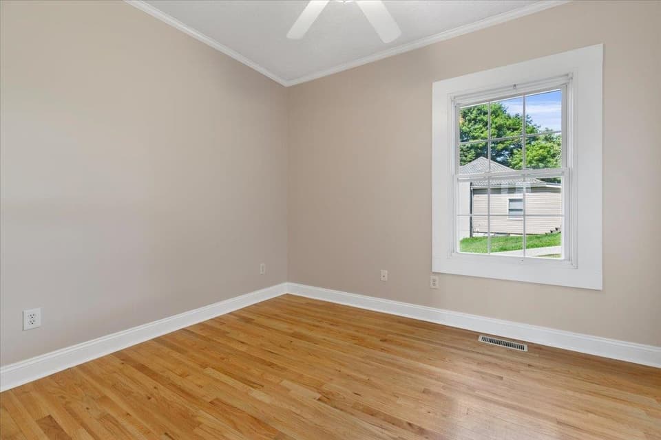760 Church Street, photo 21 of 40