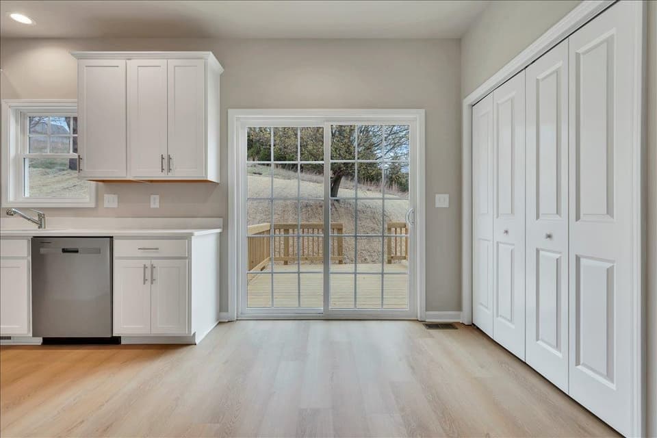 1565 Kensington Way, photo 20 of 40