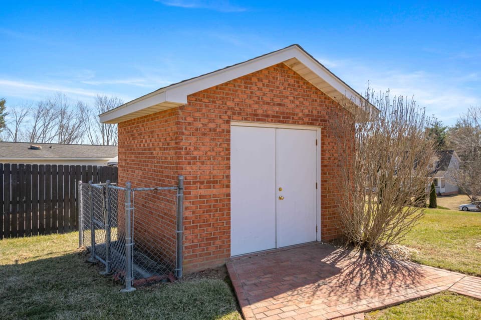 1165 Tranquility Viaduct, photo 12 of 40