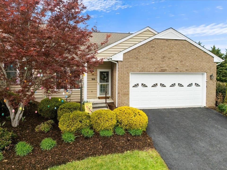 150 Slate Creek Drive NW, photo 2 of 40