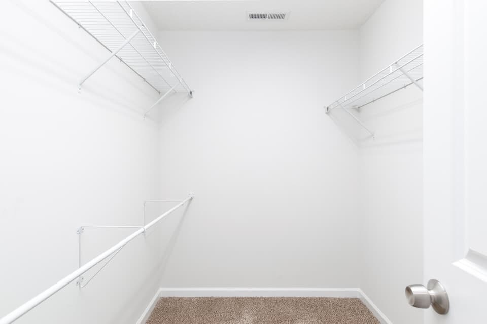 2050 Glade Drive SE, photo 21 of 34
