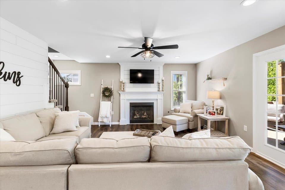 1290 Walnut Ridge Road, photo 9 of 40