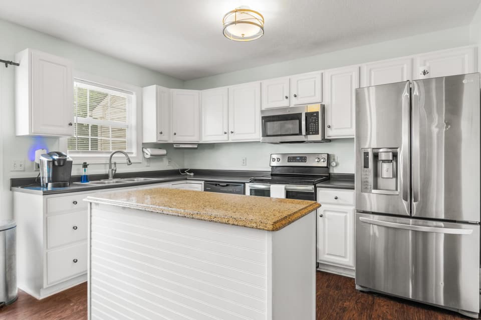 1425 Providence Boulevard, photo 6 of 40
