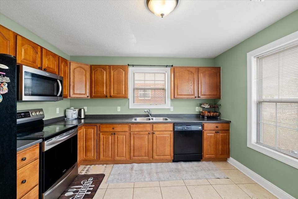 705 Oak Tree Boulevard NW, photo 13 of 31