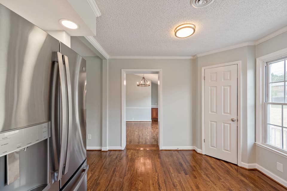 265 Ash Drive, photo 14 of 35