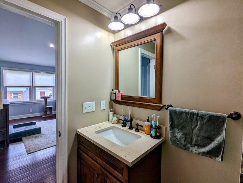 403 Lester Street, photo 23 of 38