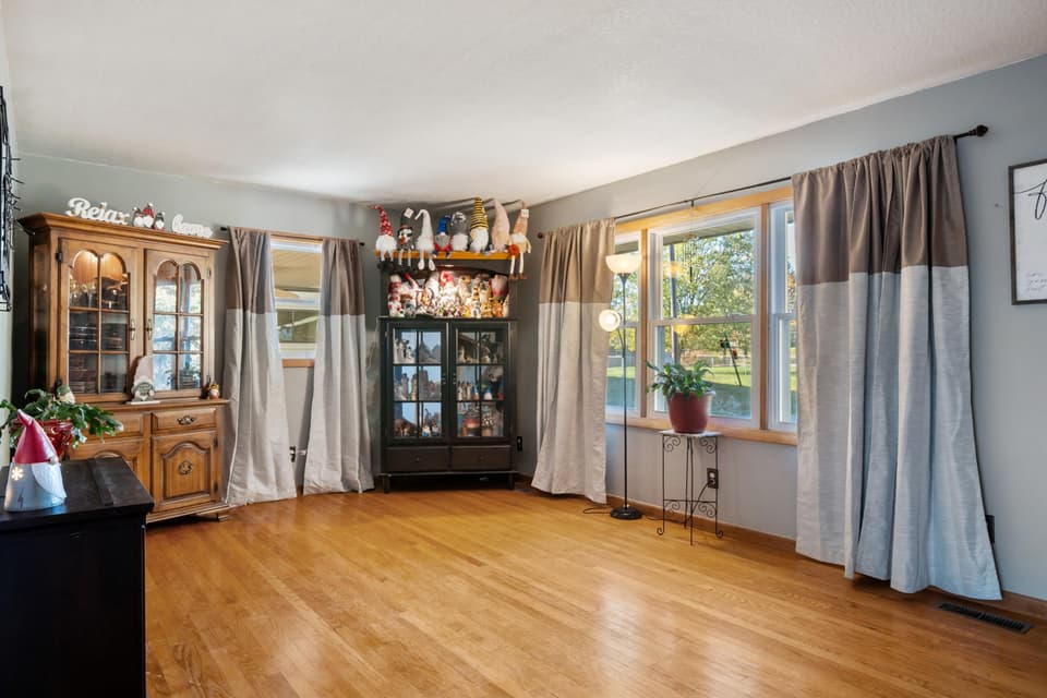 85 Alta Court, photo 4 of 40