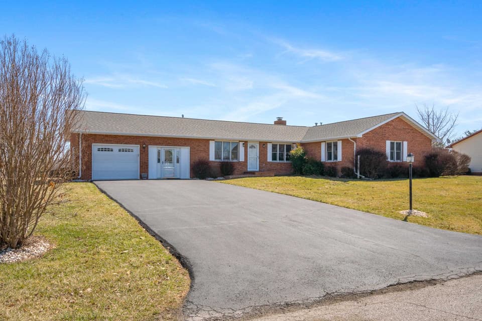 1165 Tranquility Viaduct, photo 4 of 40