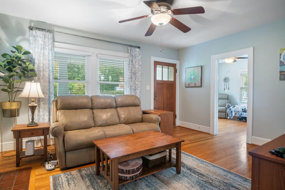 715 Church Street, photo 7 of 40