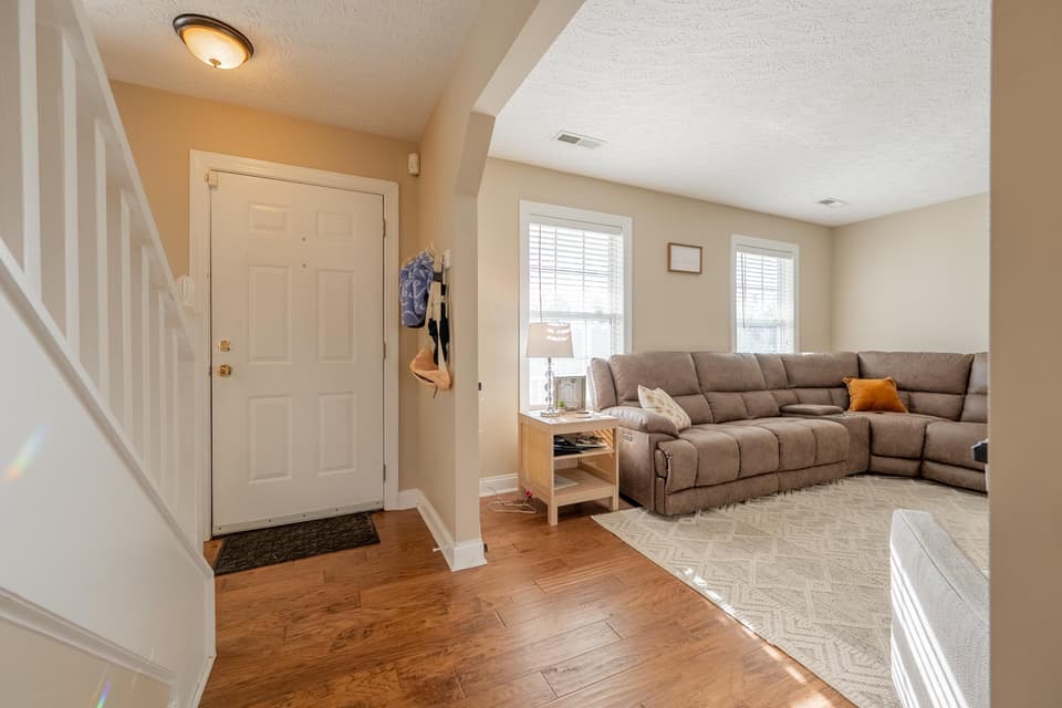985 George Edward Via, photo 11 of 40