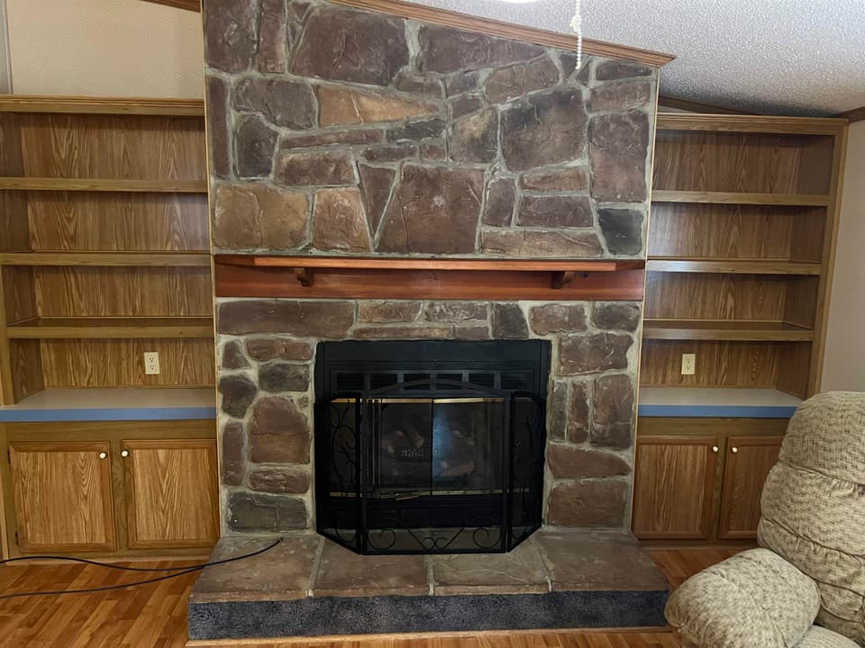 215 Jones Street, photo 8 of 23