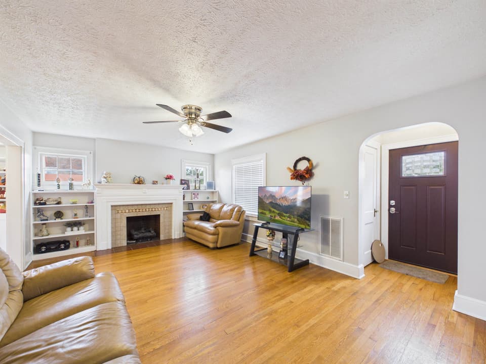 195 Church Street, photo 20 of 40