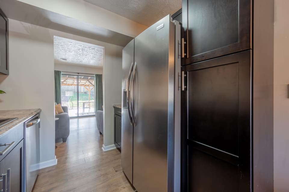 2665 Glade Drive SE, photo 12 of 40