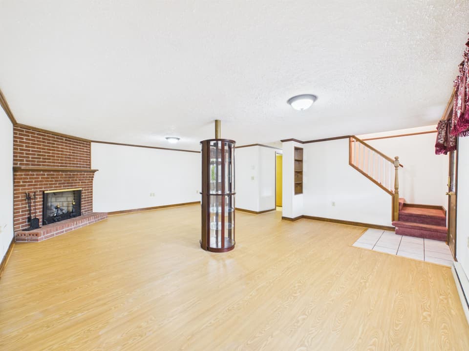 240 Walnut Drive, photo 32 of 40