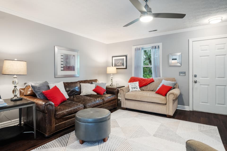 395 Warren Street, photo 19 of 40