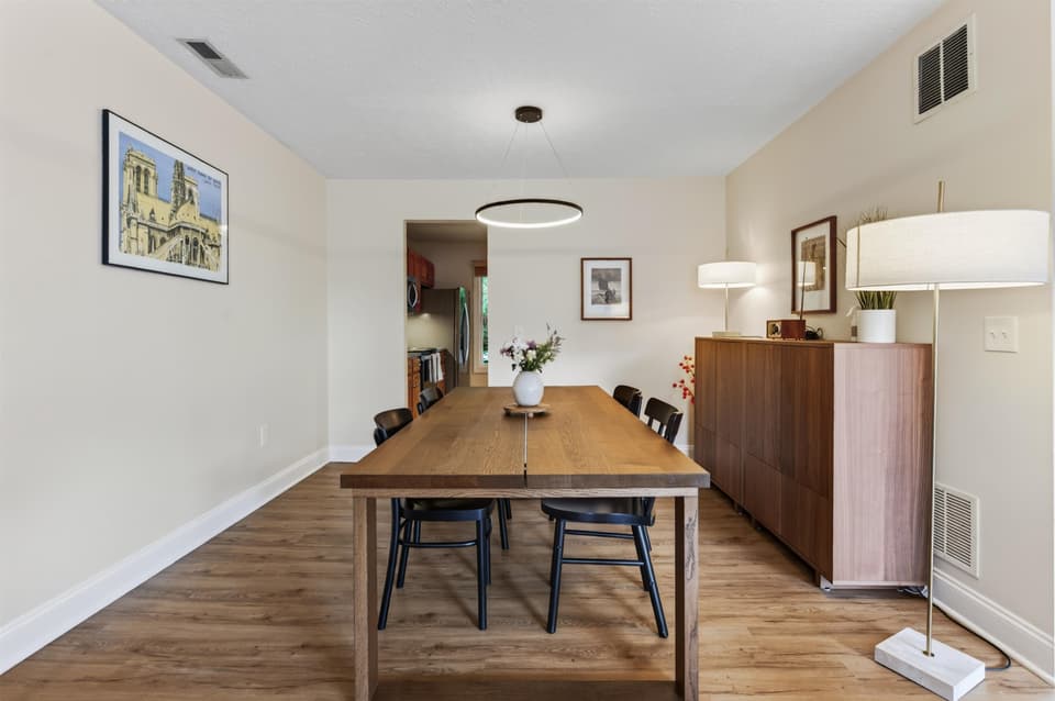 230 Silver Leaf Drive, photo 17 of 40