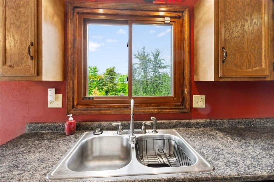 285 Briarwood Drive SW, photo 19 of 40