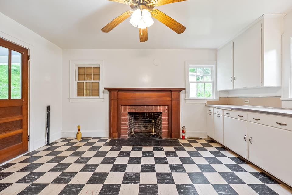 2734 Vicker Switch Road, photo 18 of 40
