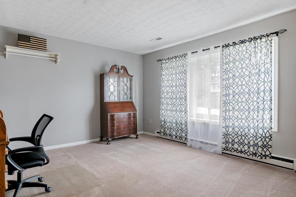 520 Hemlock Street, photo 13 of 40