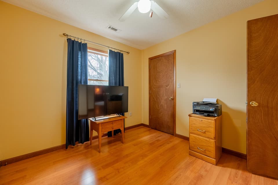 765 Atkinson Road, photo 32 of 40