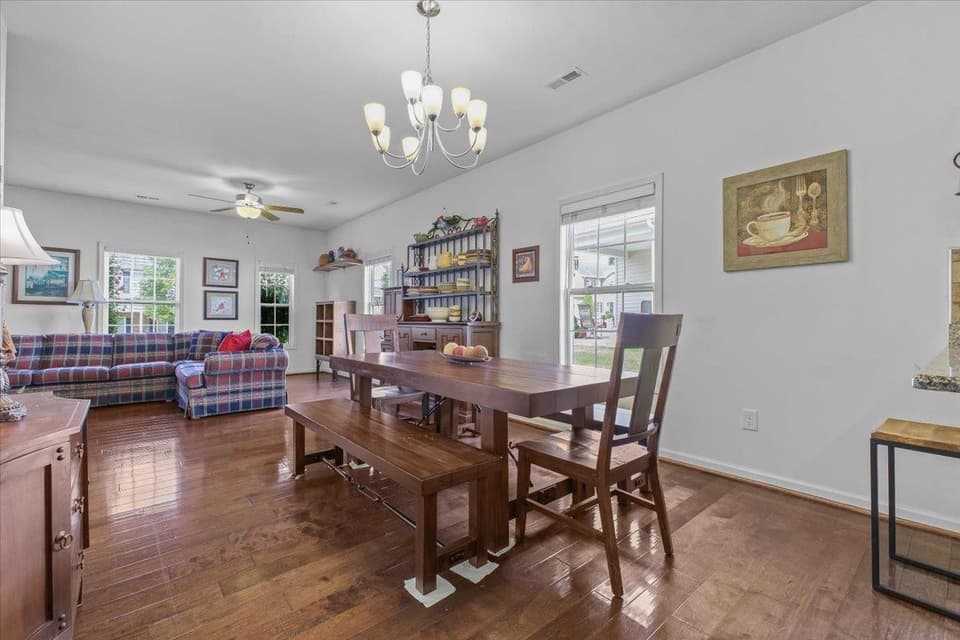 110 Roudabush Drive, photo 11 of 34