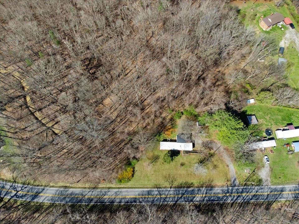 4820 Prices Fork Road, photo 6 of 12