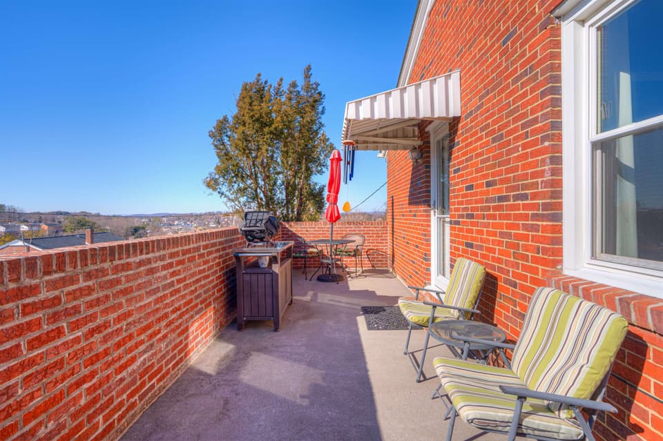 109 Fourth Street, photo 6 of 40