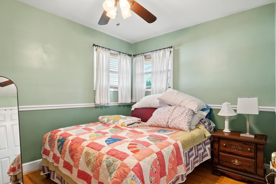 106 Roseland Drive, photo 17 of 39