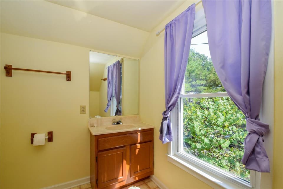 1008 Rock Road E, photo 11 of 21