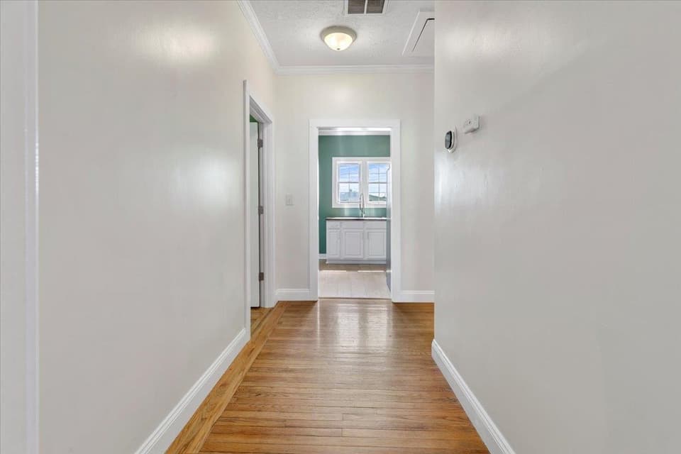 760 Church Street, photo 15 of 40