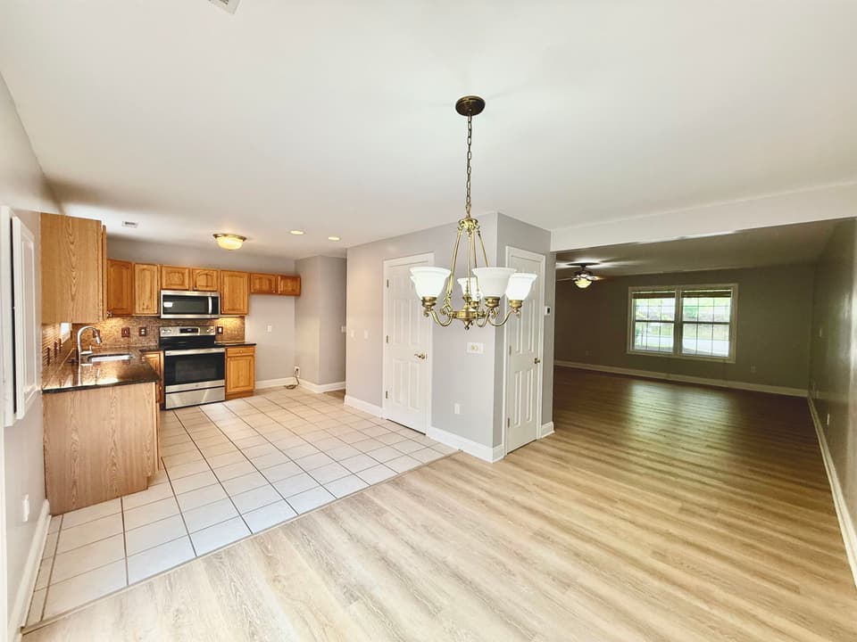 575 Oak Tree Boulevard, photo 4 of 15