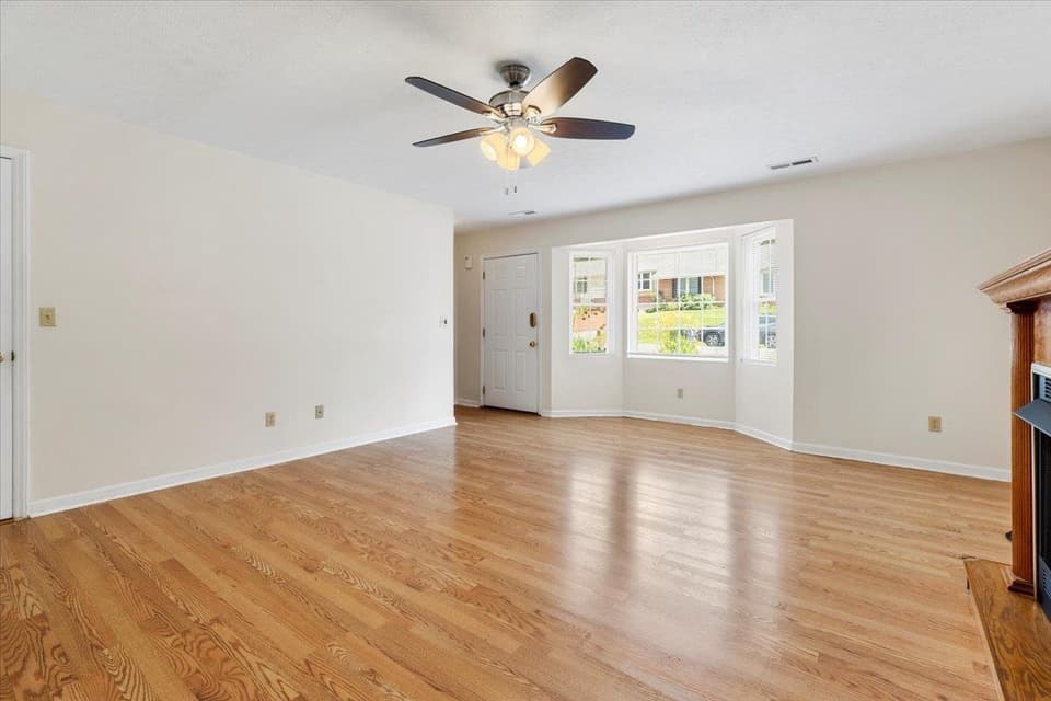 40 Justin Lane, photo 7 of 40