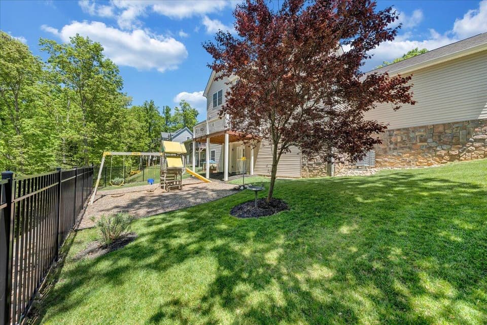 1041 Green Ridge Rd, photo 39 of 40