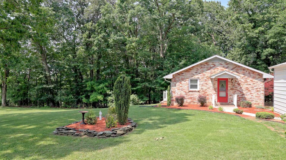 2611 Kings Court, photo 11 of 40