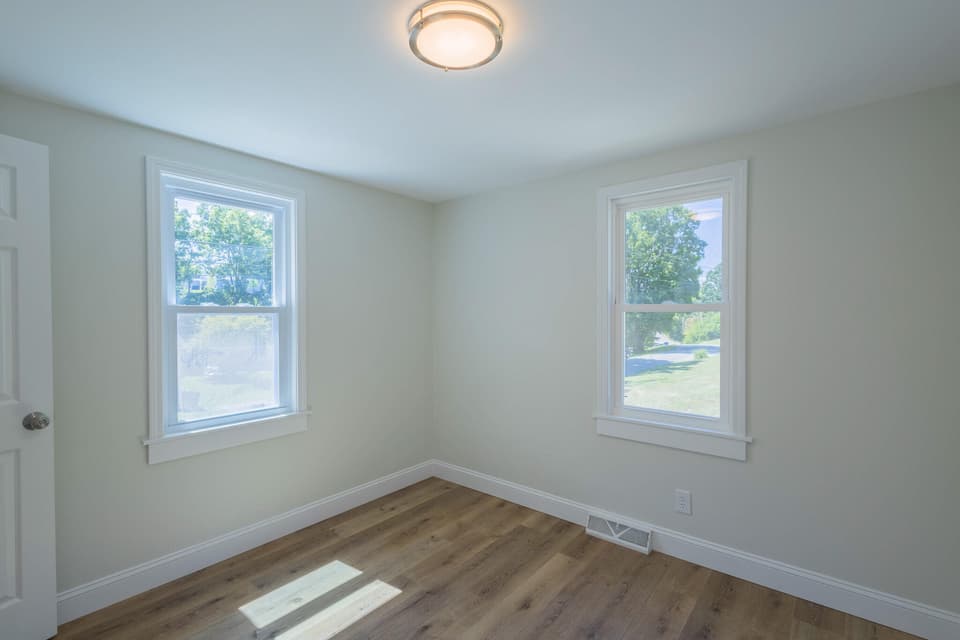 630 School Lane, photo 13 of 33