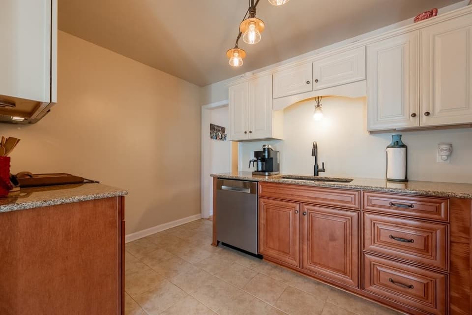 315 Montgomery Street, photo 20 of 40