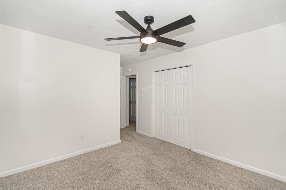 300 Arrowhead Trail, photo 28 of 39