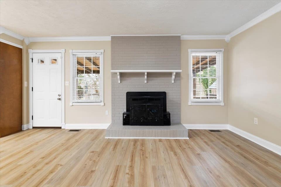 106 Miller Street SE, photo 19 of 40