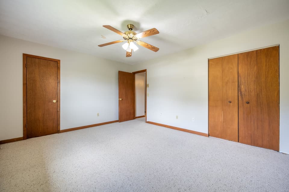 1115 Glen Court Unit B, photo 18 of 40