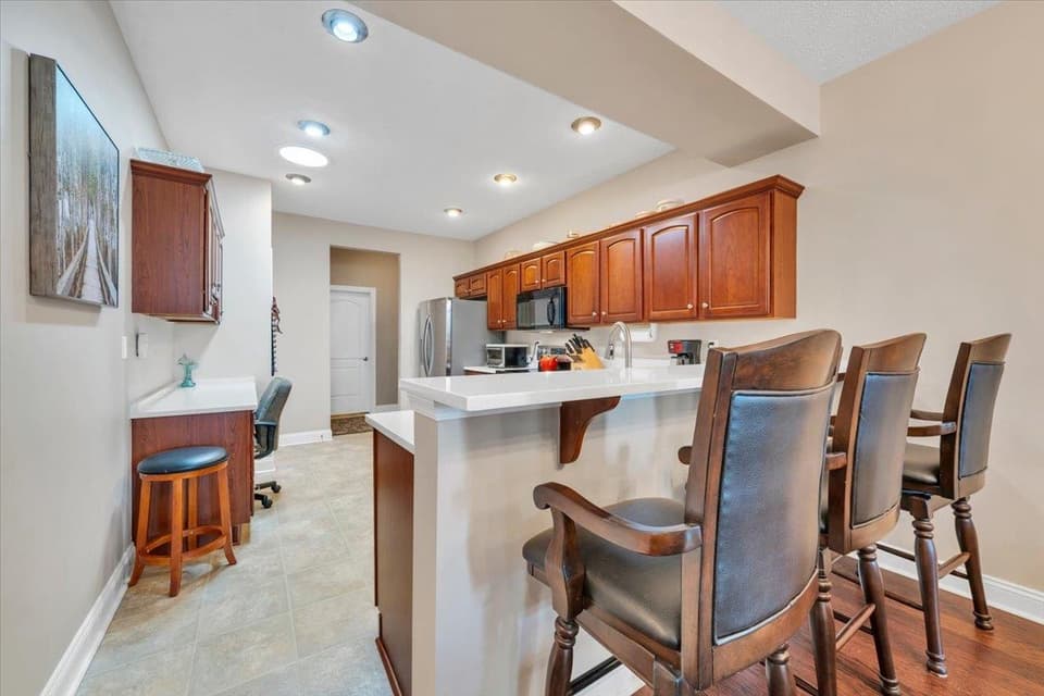 75 Revolution Circle Unit 231, photo 16 of 40