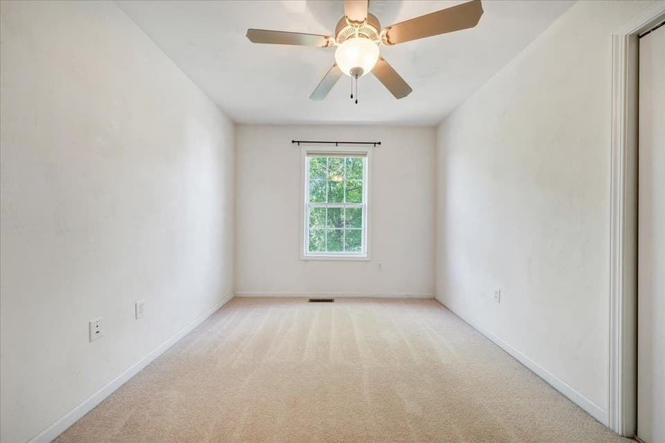 100 Wistaria Drive, photo 19 of 36