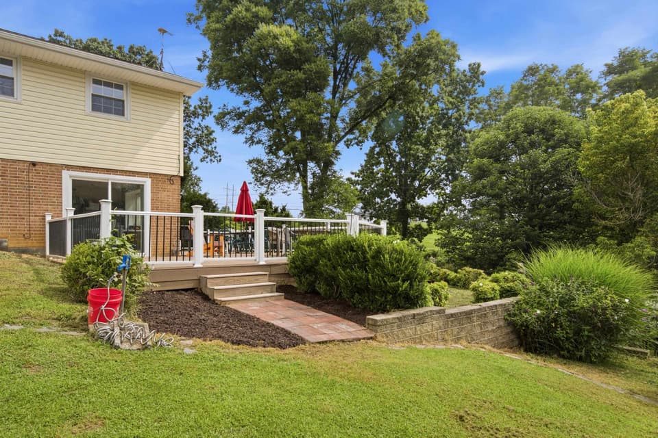 75 Walnut Drive NW, photo 35 of 40