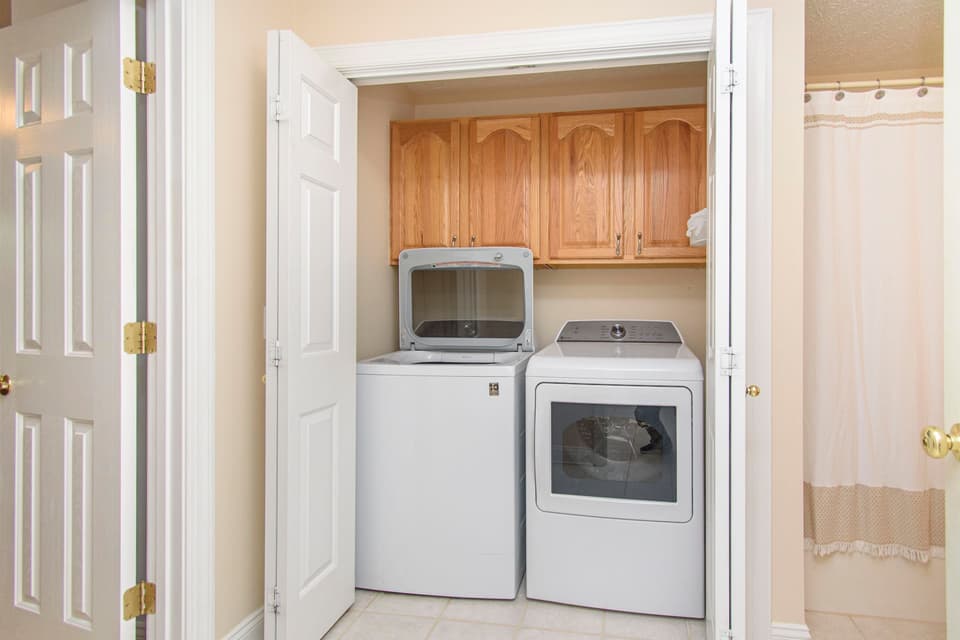 610 Oak Tree Boulevard, photo 18 of 37